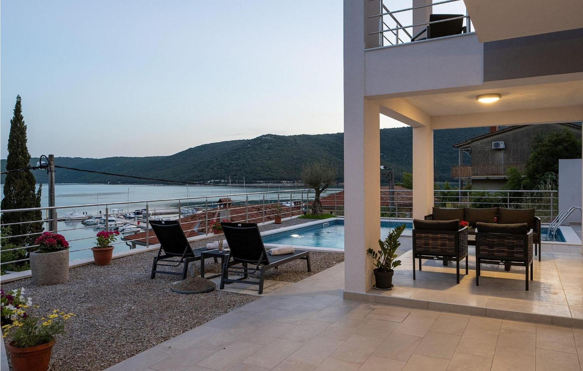 Villa Cincin Rasa Екстер'єр фото
